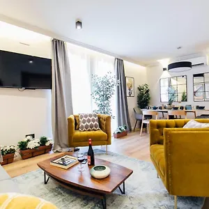 Modern And Luxury- 2bd 2bth- Socorro , Sevilla España